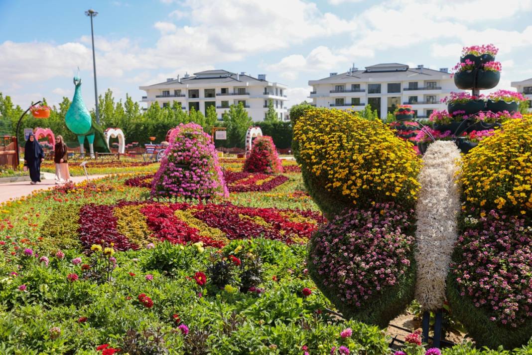 Konya'da 385 bin çiçekli bahçe kapılarını açtı! Türkiye'nin en büyüklerinden 20